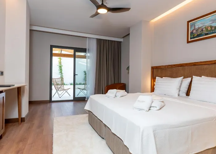 Cunda Kizilca Deluxe & Ayvalı