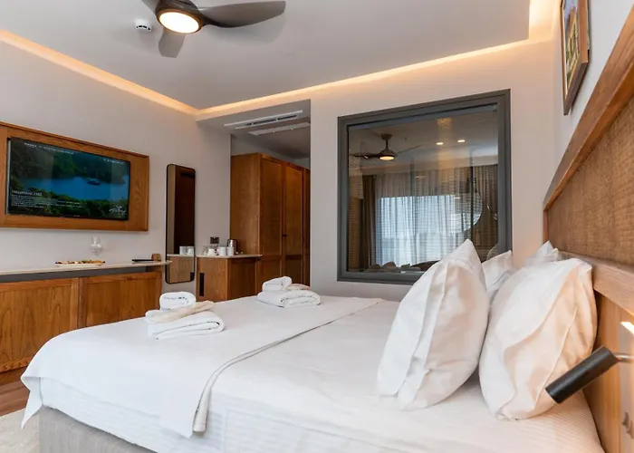 Cunda Kizilca Deluxe &